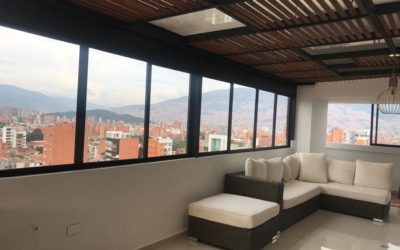 Laureles Duplex Penthouse with Panoramic Mountain Views
