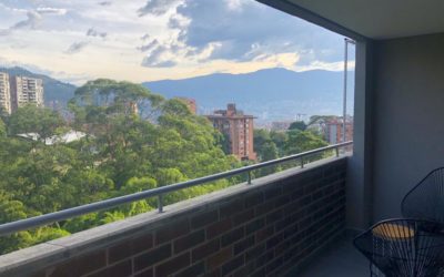 Low-Fee Envigado Three Bedroom Apartment With Spacious Balcony and Mountain Views