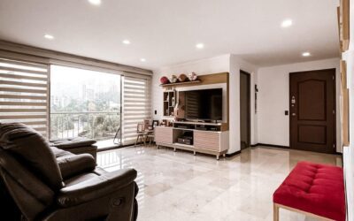 Turnkey El Poblado Apartment With Multiple Balconies and A/C; Just An 11 Minute Walk To Provenza