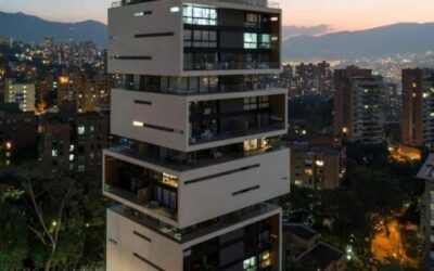 1BR El Poblado Apartment In Popular Energy Living Building – Perfect For Airbnb With Large Balcony Space