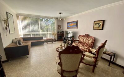 4BR Manila (El Poblado) Apartment in Perfect Location For A Rental Property – Great For An Investor