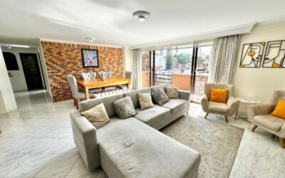 Low Fee La Floresta (Laureles-Estadio) Penthouse With Open Kitchen and Steps From The Metro