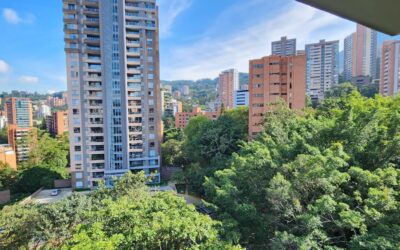 3BR El Poblado Apartment With Remodeled Kitchen and Bathrooms – Just A Six Minute Walk To Provenza