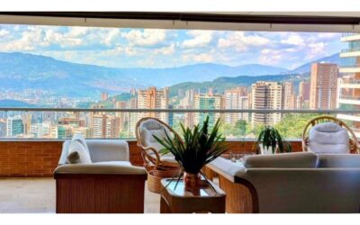 Massive 4BR El Poblado Apartment With Skyscraper Views, Wrap-Around Balcony, and Master Bedroom Jacuzzi