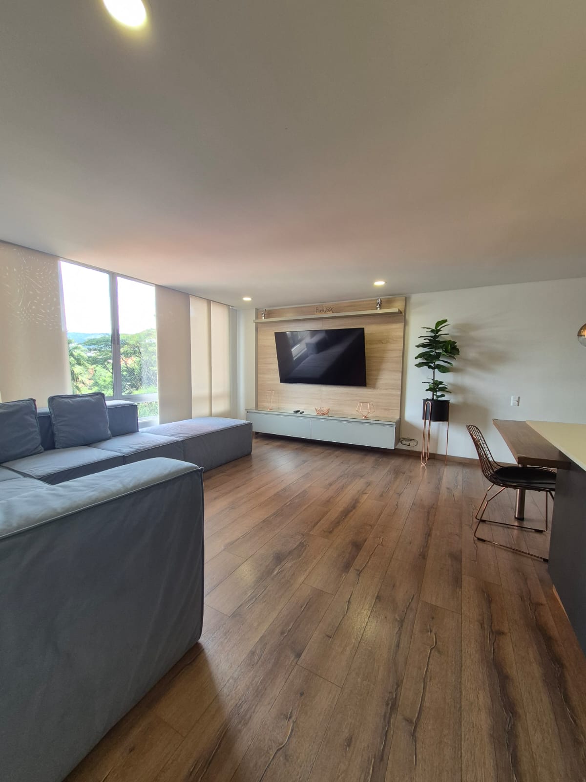 Centrally Located, Remodeled 2BR El Poblado Apartment – Open Concept and Turnkey Pricing