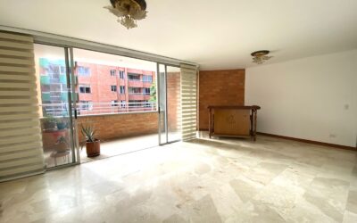 3BR Laureles Apartment In Perfect Location Walkable to Segundo Parque Entertainment