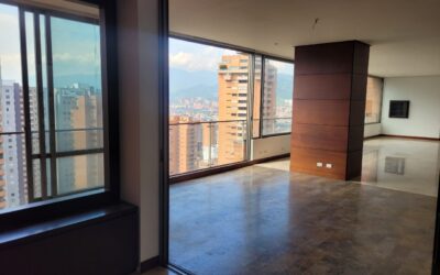 Massive 3BR El Poblado Apartment – Open Spaces, A/C, Walkable to Provenza, and Super Views