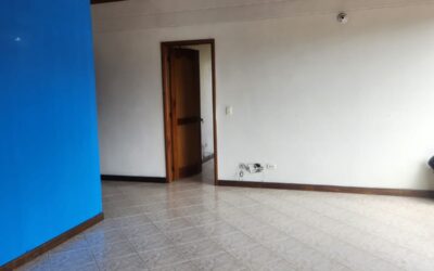 Fifth Floor Envigado Penthouse Walkable to Viva Shopping Center With High Ceilings and Sound-Proof Windows