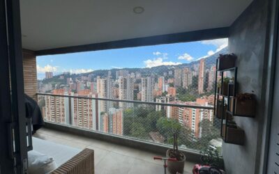 Stunning Panoramic Views and Walkable To Provenza – 2BR El Poblado Apartment Perfect For A Monthly Rental