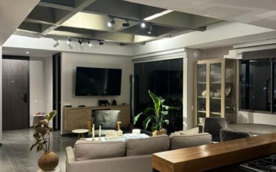 High-Floor, 2BR El Poblado Apartment – Industrial Style, Stunning City Views, and Complete Amenities