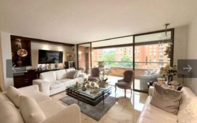Spacious, Near Penthouse Three Bedroom El Poblado Apartment with High Floor Views and Central Location