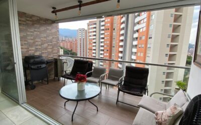 Two-Level, Below Market 3BR Envigado Penthouse with Complete Amenities