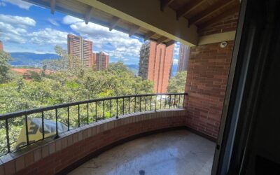 Three-Level, Spacious Four Bedroom House in El Poblado with Low Cost Per M2