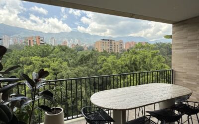 Like-New 2BR Campestre (El Poblado) Penthouse With Modern Finishing’s and Private Terrace