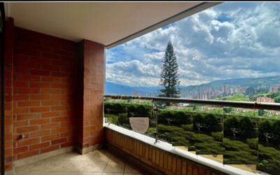 Stunning Views and Low Carrying Costs – 2BR El Poblado Apartment in El Tesoro Sector